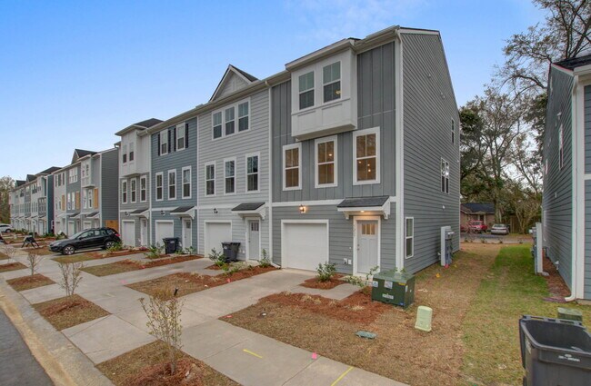 Photo - 1237 Tice Lane, North Charleston, SC 29405 - 4 BR 3.5 BA townhouse