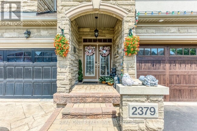 Building Photo - 2379 Wasaga Dr