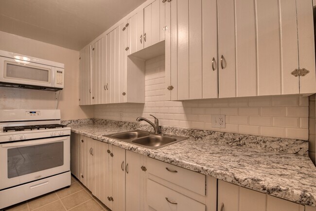 Foto del edificio - 620 NW 27th St