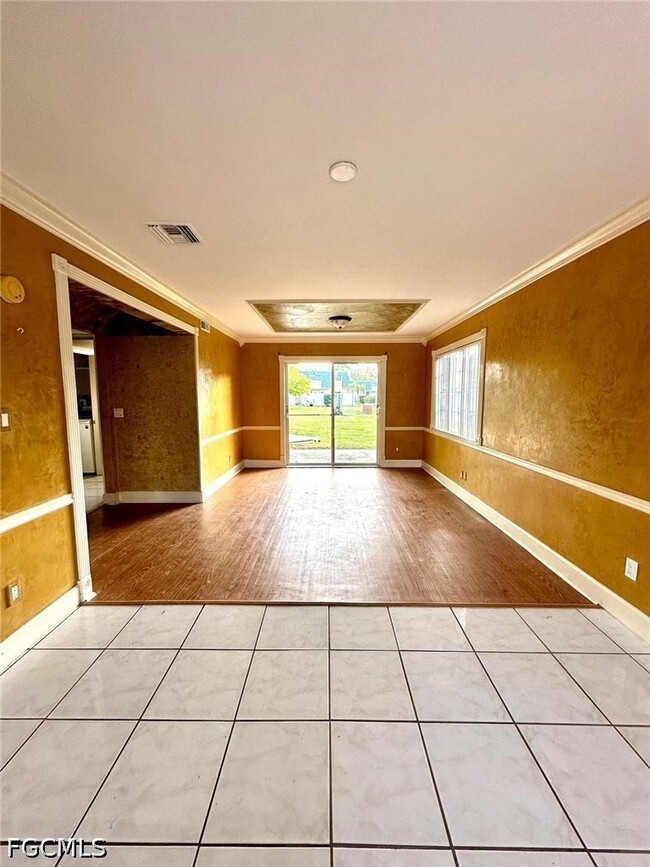 Building Photo - 5826 Whiting Ct