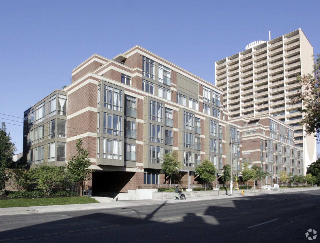 Annex Terraces Apartments 88 Spadina Rd Toronto, ON