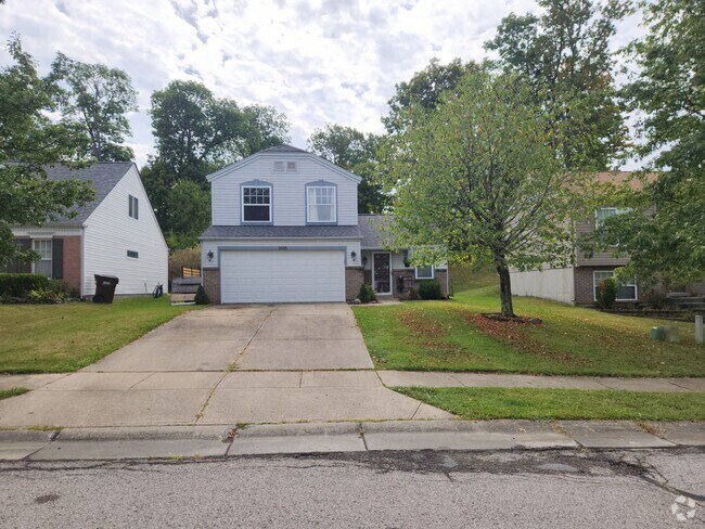 Clover Ridge Apartments for Rent with a Garage - Independence, KY - 4 ...