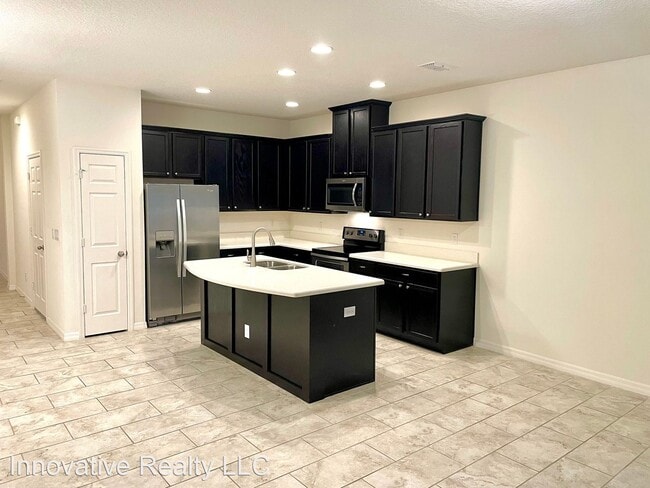 Building Photo - 3 br, 2.5 bath House - 154 Mitchell Creek Way