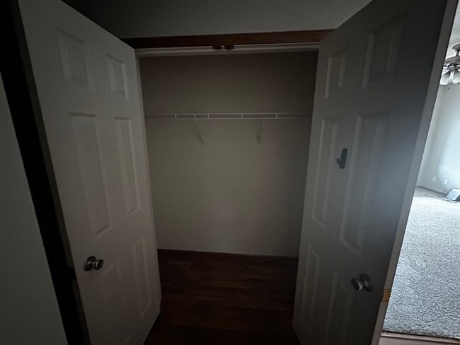 Building Photo - 3 Bed 3 Bath Townhome