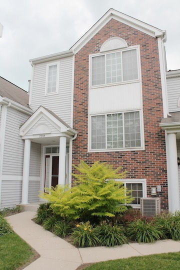 Building Photo - 2308 Dawson Ln