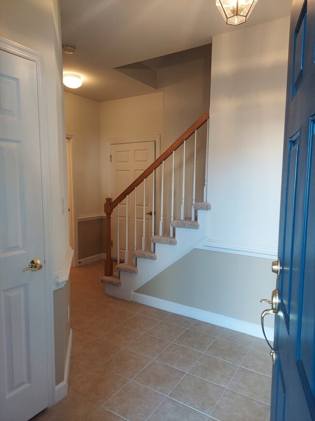 Building Photo - 2013 Baltic Ave