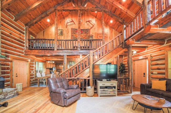 Building Photo - 195 Black Bear Dr