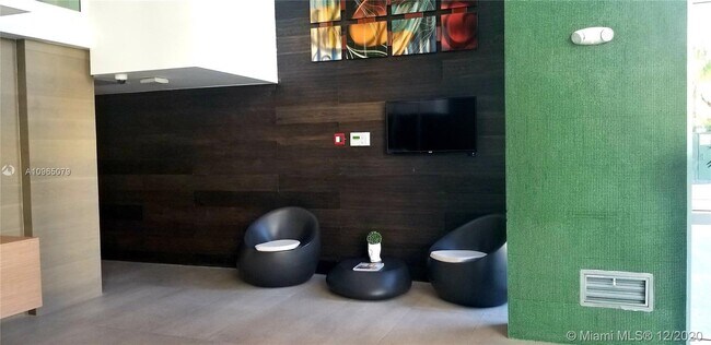 Foto del edificio - 1150 102nd St