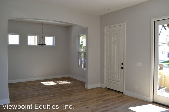 Building Photo - 3 br, 2.5 bath House - 13908 Kerry Lane