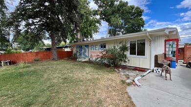 Building Photo - 2450 S Meade St