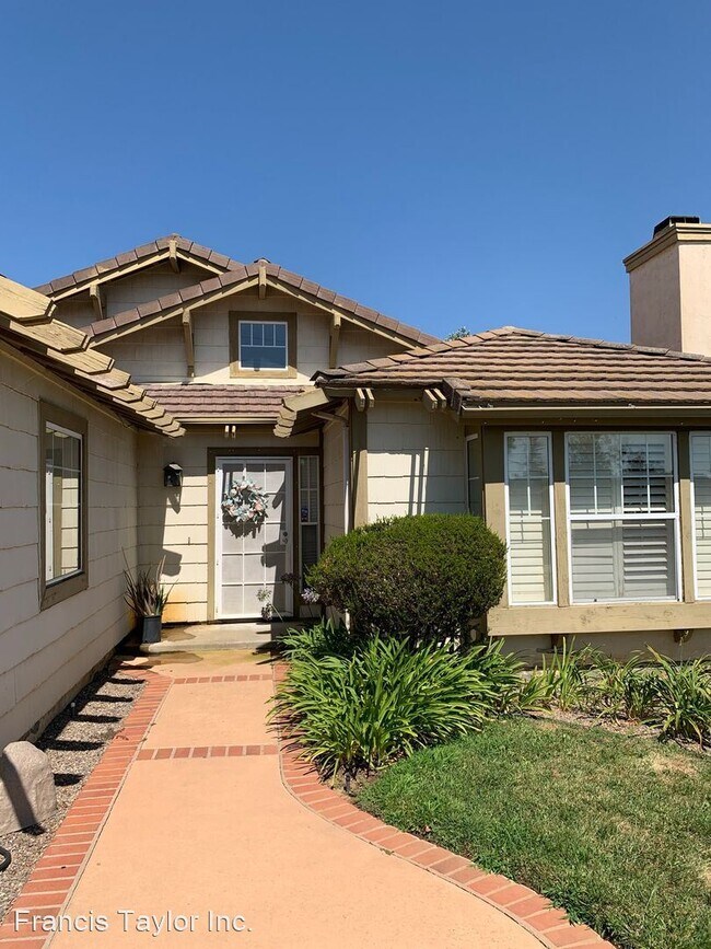 Building Photo - 3 br, 2 bath House - 1344 Greenway Rise