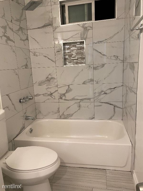 Foto del edificio - 2 br, 1 bath Apartment - 825 S Taylor Ave