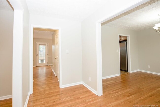 Foto del edificio - 6030 Greenway Dr