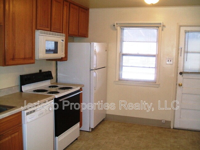 Building Photo - 6410 W 47th Ave