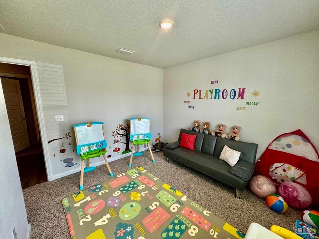 Foto del edificio - 914 Lovebird Ct