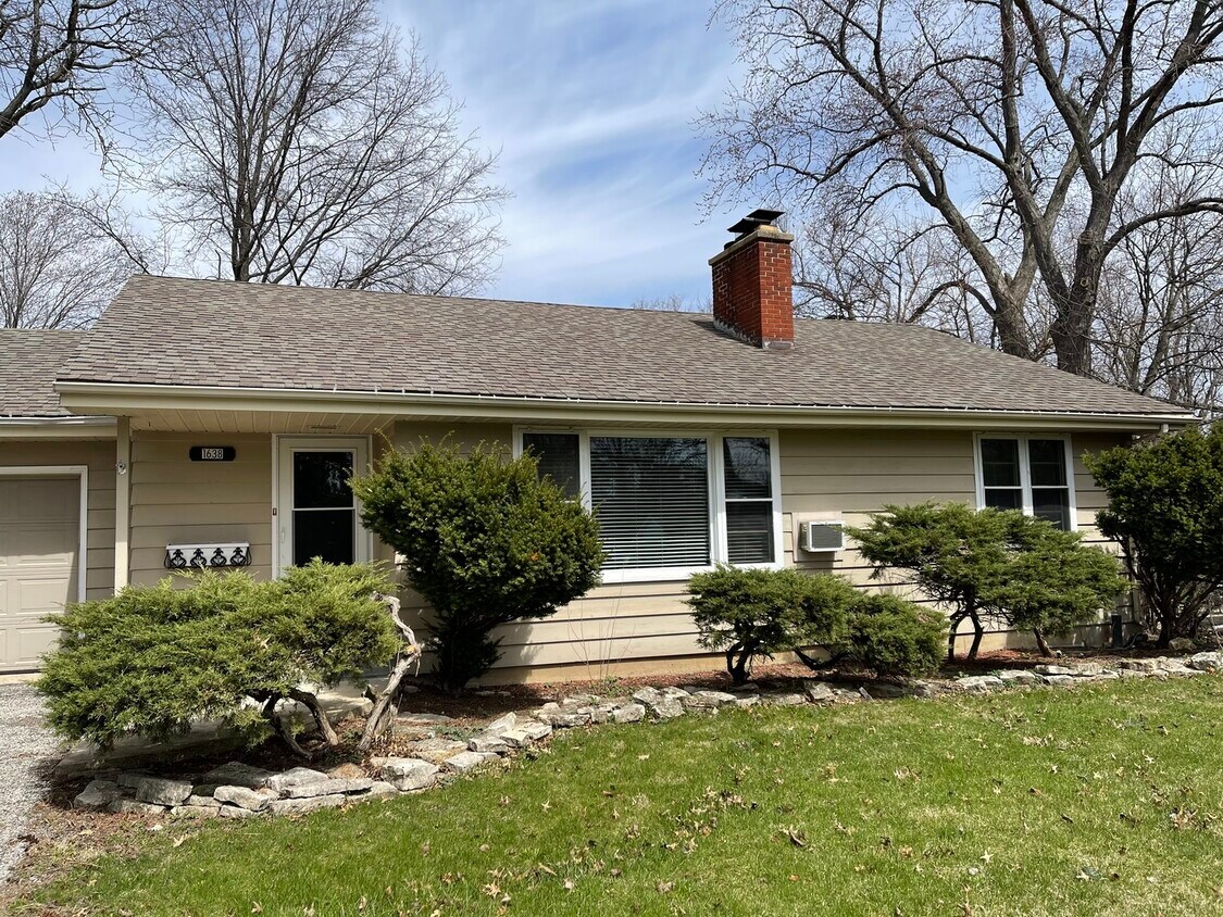 1638 Virginia St, Downers Grove, IL 60515 House for Rent in Downers