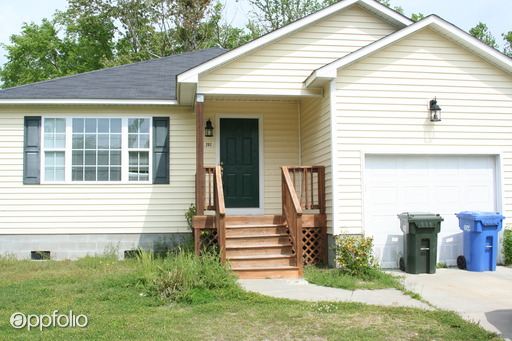 Primary Photo - 202 Attmore Dr