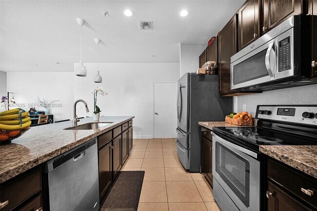 Foto del edificio - 11940 SW 25th Ct