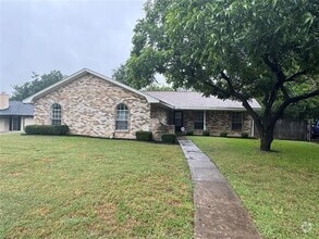Building Photo - 1821 W Terrace Dr