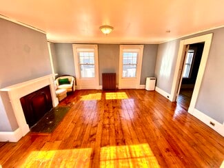 Building Photo - 4 Avalon Pl