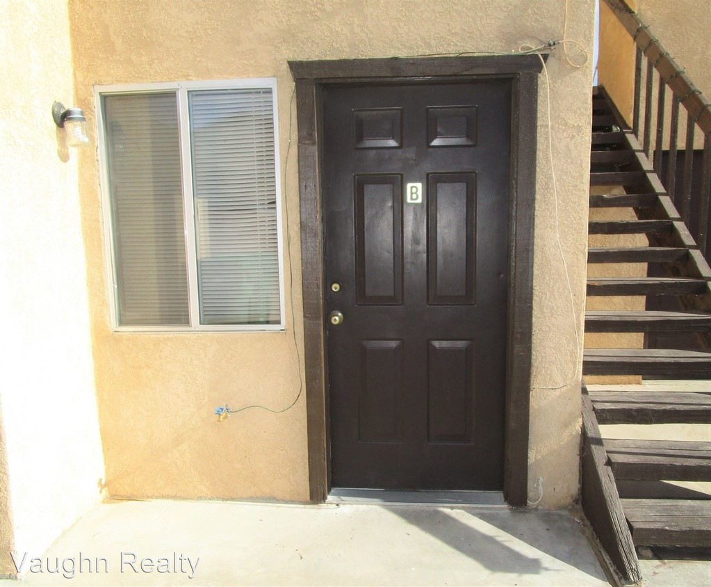 Primary Photo - 724 S Norma St
