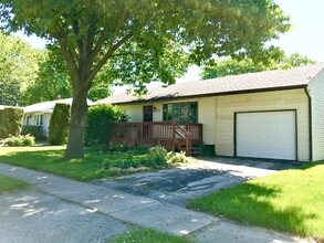 Building Photo - 7103 Mildred Rd