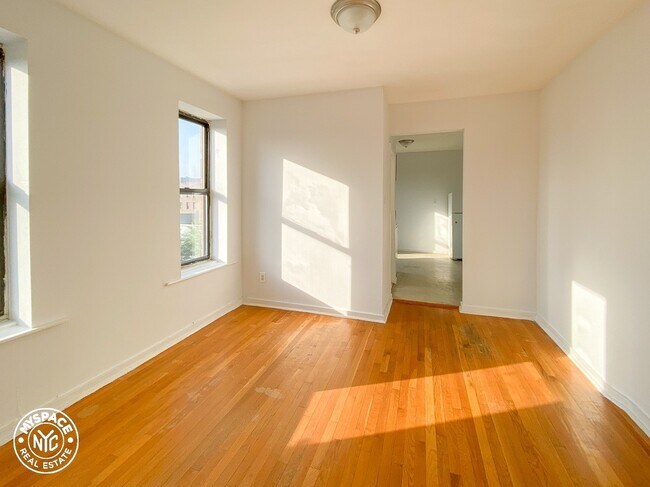 Foto del edificio - 171 Bay 17th St