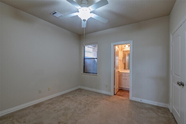 Foto del edificio - 14333 S Summerchase Cir