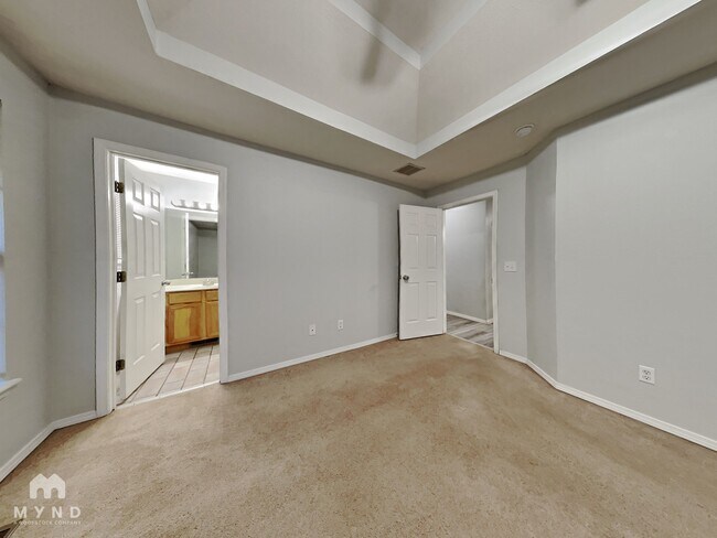 Foto del edificio - 674 N Jonathan Ave