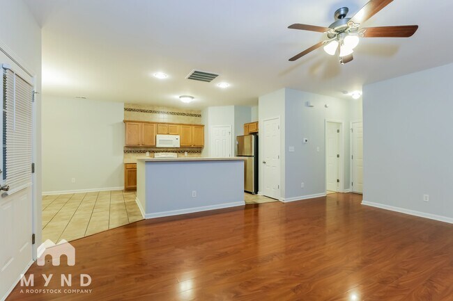 Foto del edificio - 1515 Apple Blossom Cir