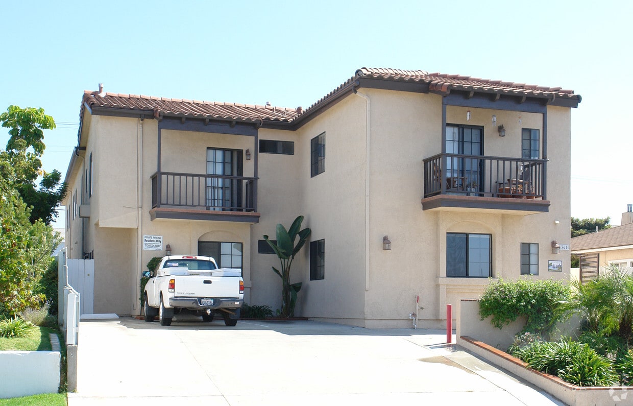 Foto del edificio - 4365 Mississippi St