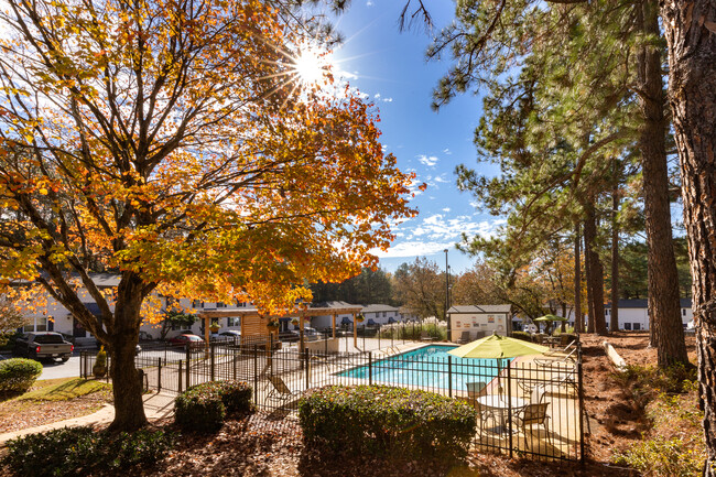 Foto del edificio - Upland Townhomes