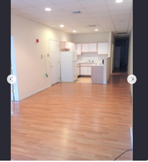 Primary Photo - 99 Atlantic St