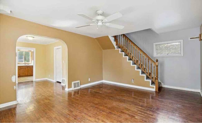 Photo - 823 Maryland Ave House