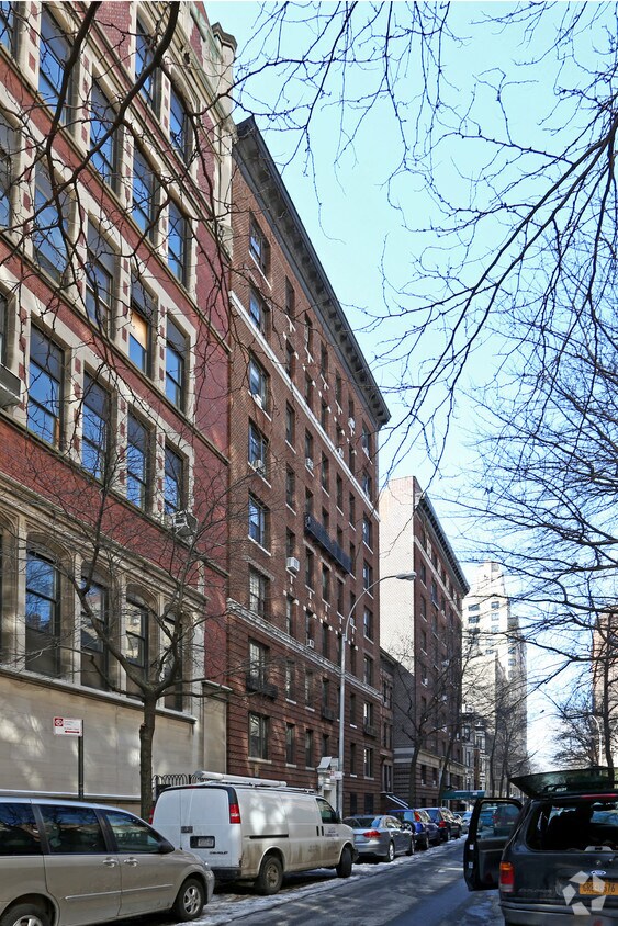Foto principal - 302 W 87th St
