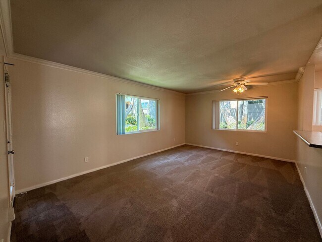 Foto del edificio - Gorgeous 1B/1BA Condo w/ Washer/Dryer, Walk-In Closet & Resort-Style Amenities!