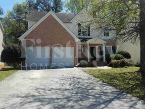 Building Photo - 1577 Silver Ridge Dr SW