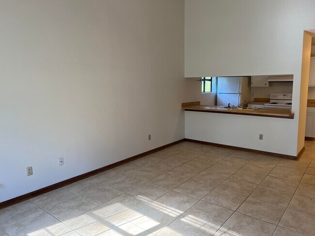 Foto del edificio - 333 Whetherbine Way E