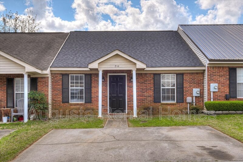 216 Longmeadow Ln, Hephzibah, GA 30815 Townhome Rentals in Hephzibah
