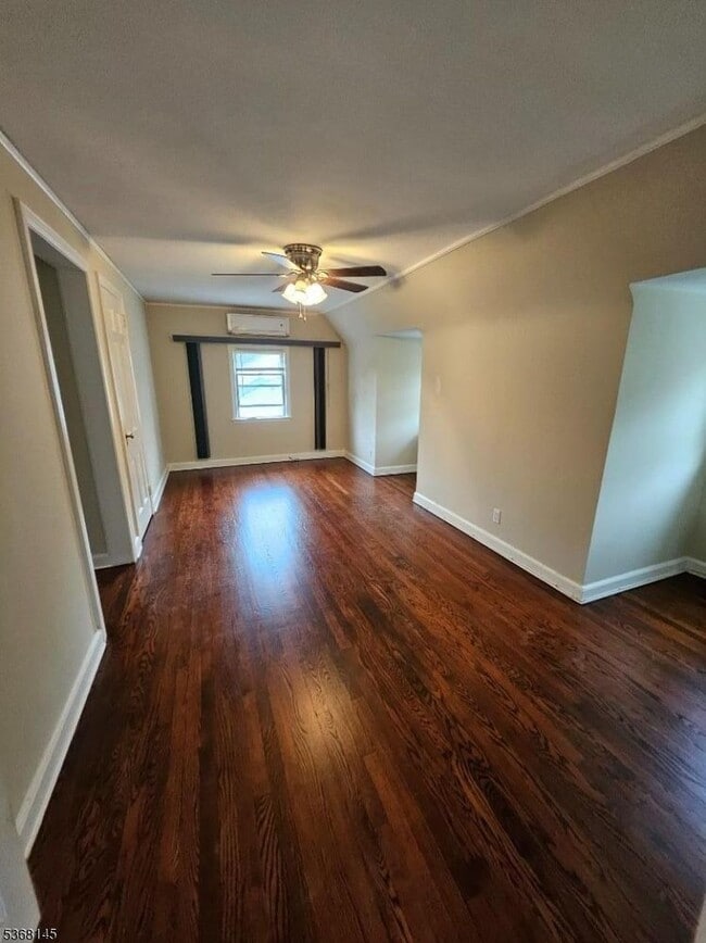 Building Photo - 159 Ridge Ave