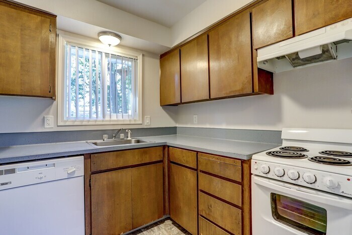Foto principal - Apply Today & Move In This Weekend! 1Bedro...