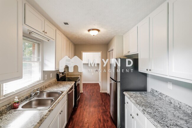 Building Photo - 3 br, 2 bath House - 65 Mountain View Cir