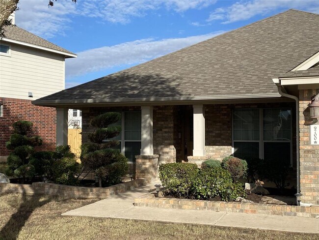 Building Photo - 9700 Morgan Creek Dr
