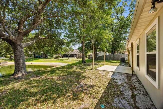 Foto del edificio - 12461 Richfield Blvd
