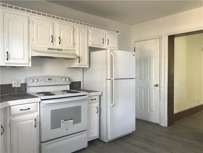 Foto del edificio - 605 E Chestnut St