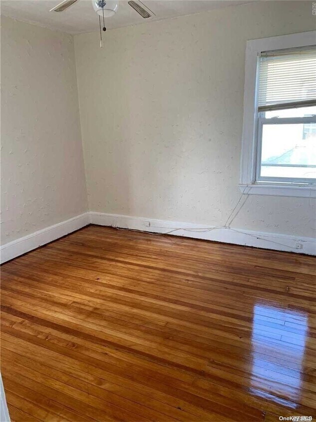 Foto principal - 135-36 234th St