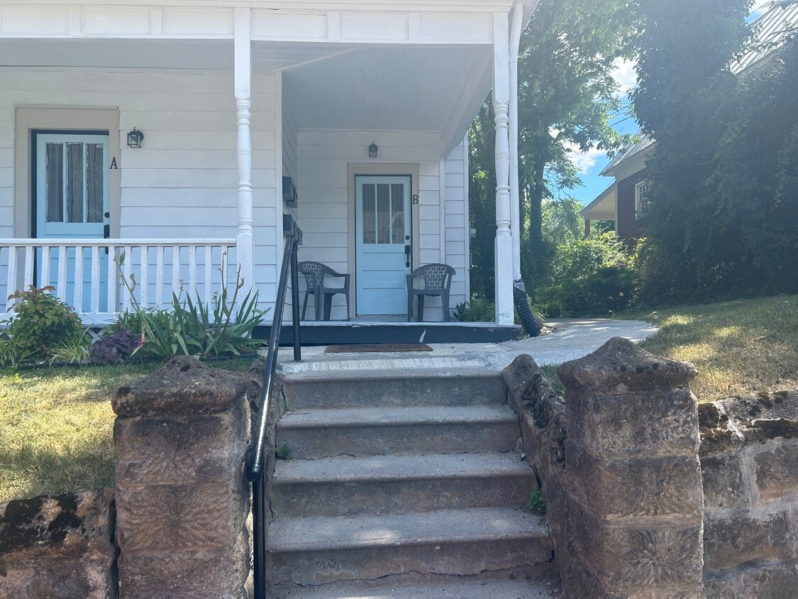Photo - 346 Day Ave SW (Roanoke, VA)