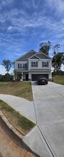 Building Photo - 174 Thedford Dr