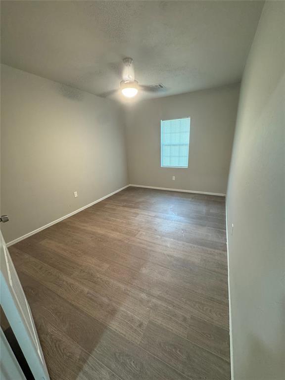 Foto del edificio - 5004 Brookdale Dr