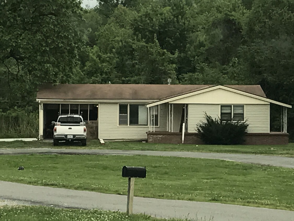 1425 Choctaw St, Leavenworth, KS 66048 Apartments in Leavenworth, KS